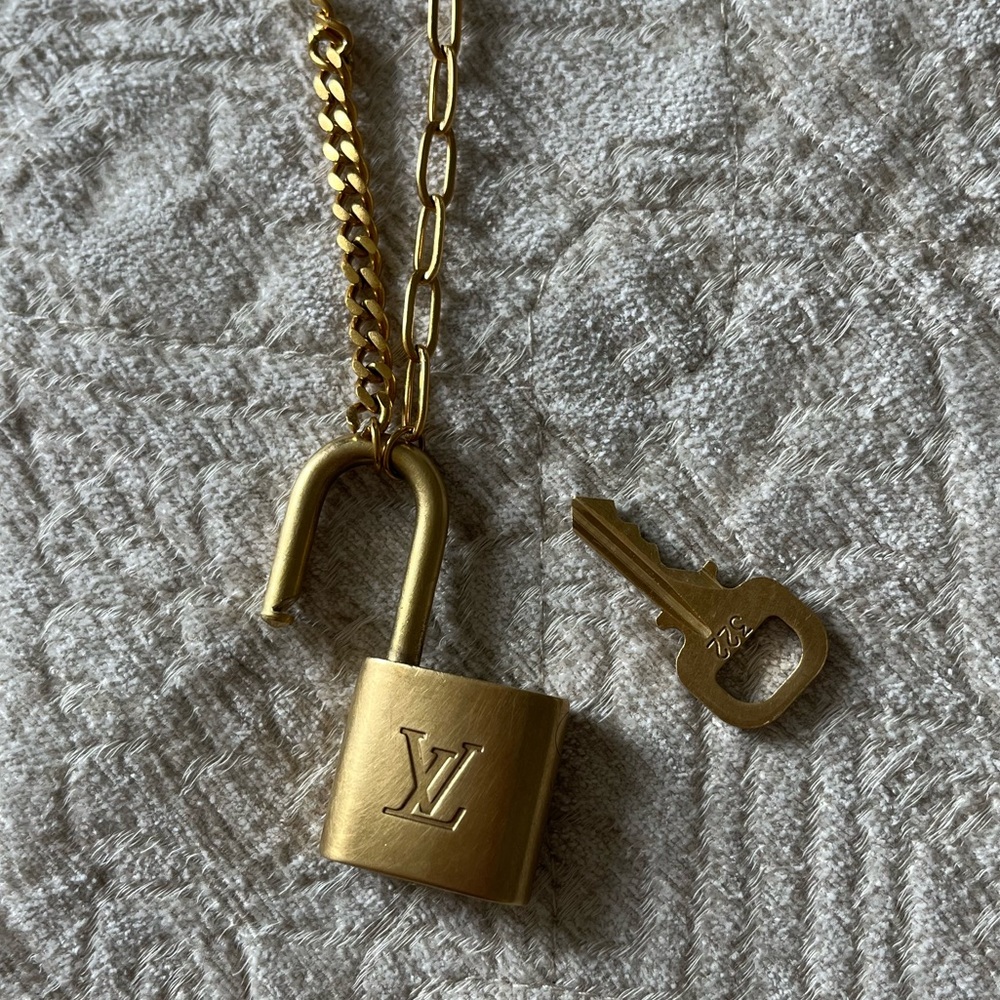 Authentic Louis Vuitton Lock & Key w/18k gold plated mixed chain